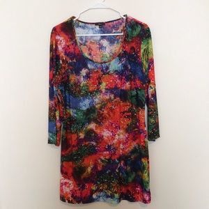 Milano Multi-color tunic top, size L with 3/4 length sleeves.